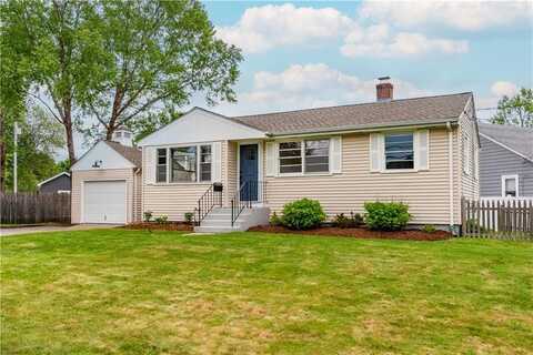 162 North Country Club Drive, Warwick, RI 02888