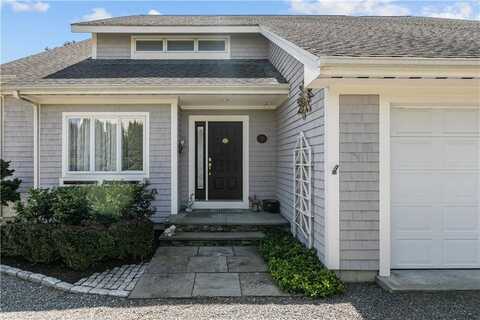 30 Sunnyside Avenue, Bristol, RI 02809