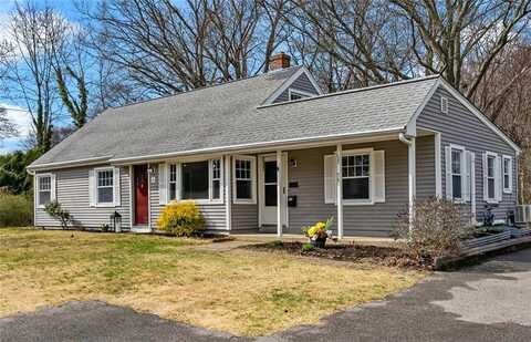 4 Sherbrooke Road, Barrington, RI 02806