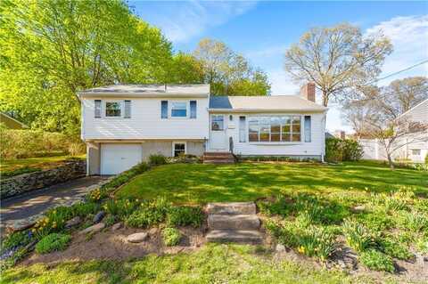 54 Glenwood Drive, North Kingstown, RI 02852