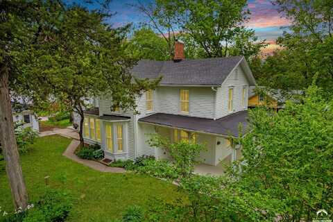 627 Connecticut Street, Lawrence, KS 66044