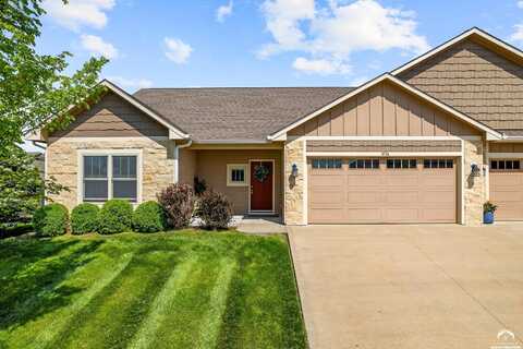 5736 Chimney Rocks Circle, Lawrence, KS 66049