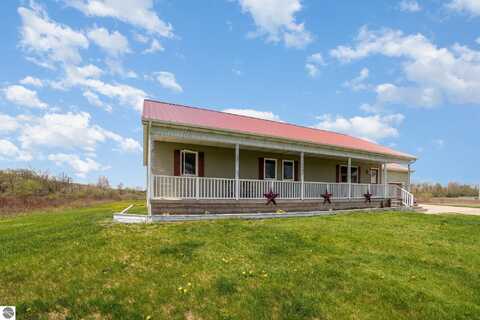 644 S Loomis Road, Mount Pleasant, MI 48858