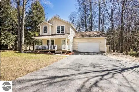 8565 Bent Pine Drive, Lake Ann, MI 49650