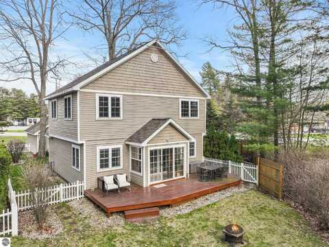 5945 E M-55, Cadillac, MI 49601