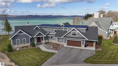 9214 Myrtle Lane, Alden, MI 49612