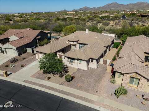 13675 N Napoli Way, Oro Valley, AZ 85737