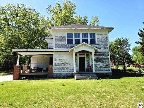 1208 W Broadway, Clarksville, TX 75426