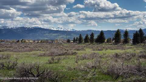 566 AMY Lane, Driggs, ID 83422