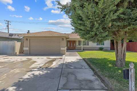 2313 W Cambridge Avenue, Visalia, CA 93277