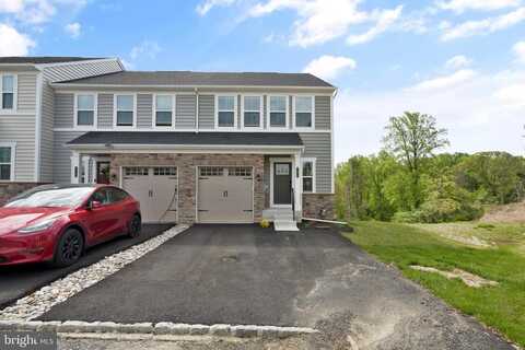 121 KYLE SQ, MEDIA, PA 19063