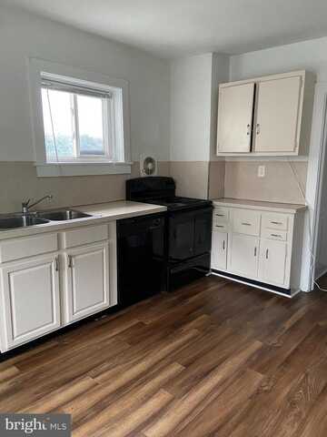 1135 WEST CHESTER #1ST FLOOR, WEST CHESTER, PA 19382