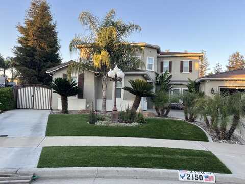 2150 Albarino Court, Tulare, CA 93274