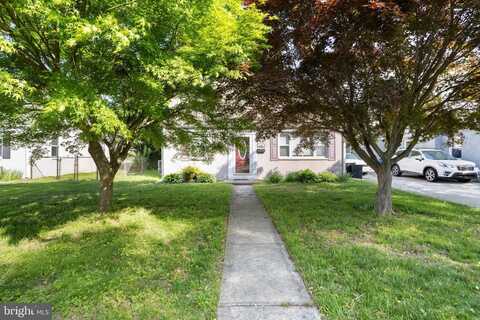 2207 PERSHING AVE, MORTON, PA 19070