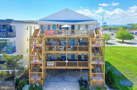 17 143RD ST #302, OCEAN CITY, MD 21842