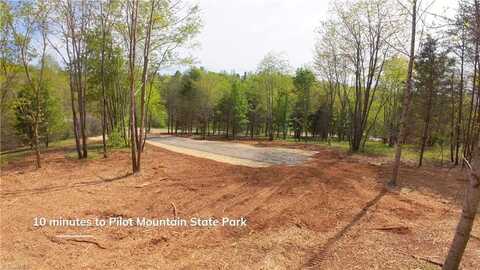 3-3 Thomas Farm Road, King, NC 27021