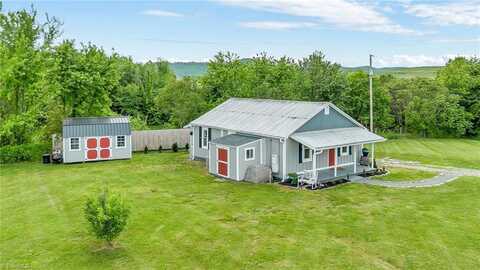279 W Old Berrys Lane, Roaring River, NC 28669
