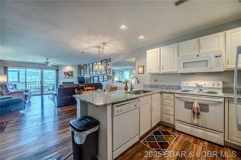 198 Cedar Glen Drive, Camdenton, MO 65020