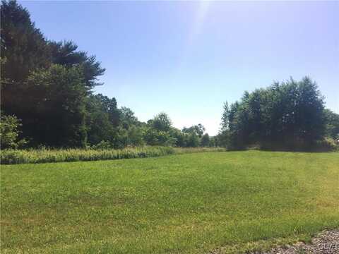 7 Robert Henry Circle, Mahoning Twp, PA 18235