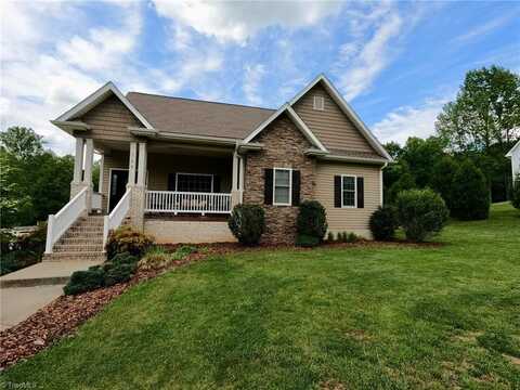 166 Downy Brook Lane, Pinnacle, NC 27043