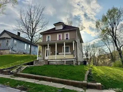 909 Union Street, Hannibal, MO 63401