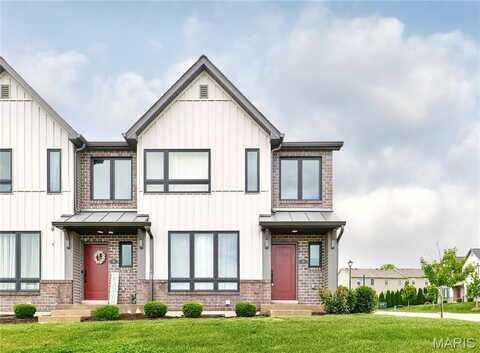 5 Aubrey Place, Saint Charles, MO 63303