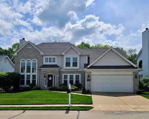 17044 Westridge Oaks Drive, Wildwood, MO 63040