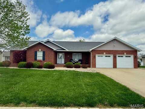 923 West Third Street, Aviston, IL 62216