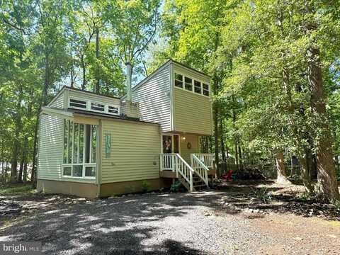 207 CUMBERLAND CIRCLE, LOCUST GROVE, VA 22508