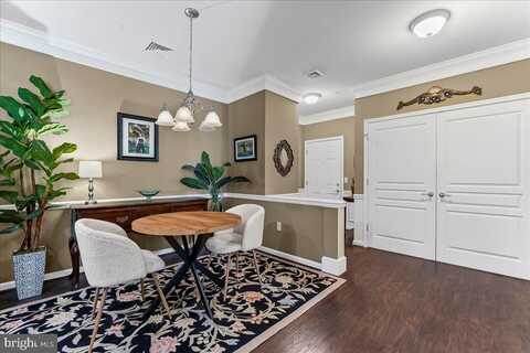 521 CREEKSIDE DRIVE, BROOKHAVEN, PA 19015