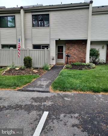 41 TWIN BROOKS DRIVE, WILLOW GROVE, PA 19090