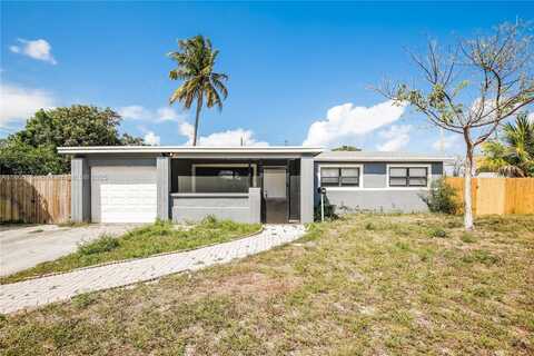 311 NW 42nd St, Deerfield Beach, FL 33064