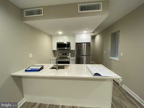 2114 MANNING STREET, PHILADELPHIA, PA 19103