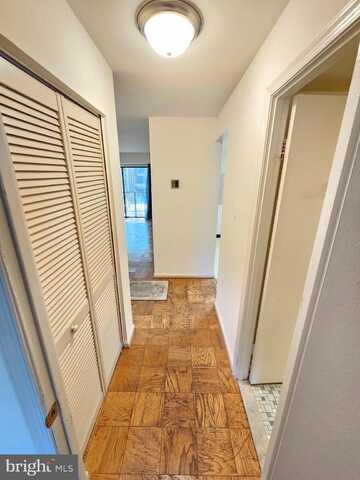 876 QUINCE ORCHARD BOULEVARD, GAITHERSBURG, MD 20878