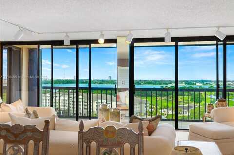 2450 Presidential Way, West Palm Beach, FL 33401