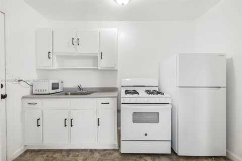 126 SW 18th Ave, Miami, FL 33135