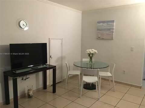 7435 Harding Ave, Miami Beach, FL 33141