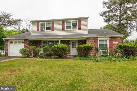2751 LANTERN, AUDUBON, PA 19403