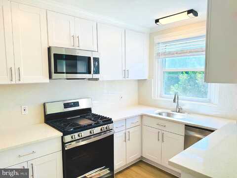 442 E SLOCUM STREET, PHILADELPHIA, PA 19119