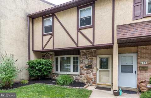 44 KNOCK N KNOLL CIRCLE, WILLOW GROVE, PA 19090