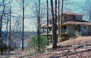 25305 SANDY POINT ROAD, GREENSBORO, MD 21639