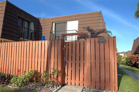 3971 August Dr, Lake Worth, FL 33461