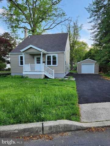 20 OAK AVENUE, LANGHORNE, PA 19047