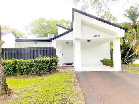 16023 S Fairway Ter, Weston, FL 33326