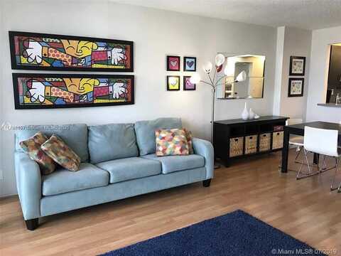 100 Bayview Dr, Sunny Isles Beach, FL 33160