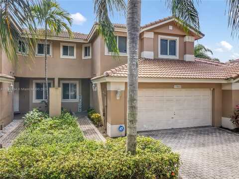 15868 SW 12th St, Pembroke Pines, FL 33027