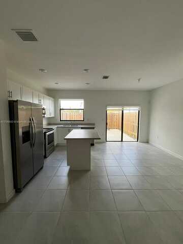9941 SW 228th Ter, Miami, FL 33190