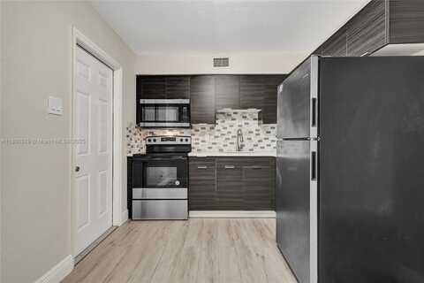 429 NW 9th Ave, Fort Lauderdale, FL 33311