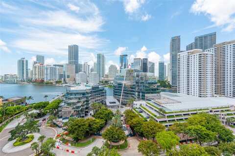 520 Brickell Key Dr, Miami, FL 33131