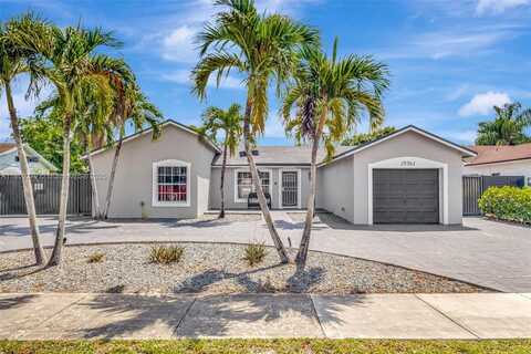 19361 NW 61st Ave, Hialeah, FL 33015